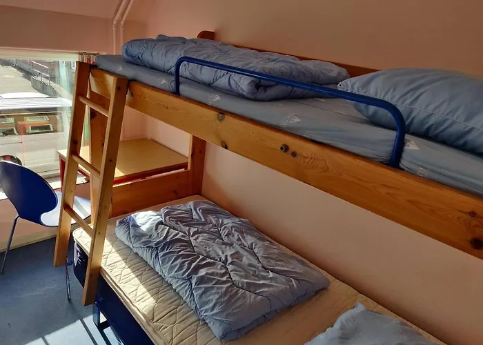 Danhostel Hostal *